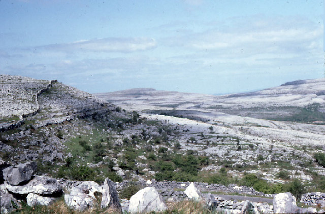 R3099 : Glencolumbkille in early summer R3099 : Glencolumbkille in early summer
