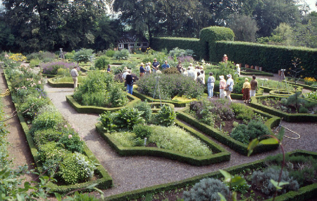 W9867 : Kinoith, Shanagarry. W9867 : Kinoith, Shanagarry.