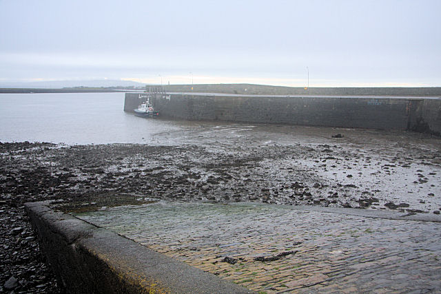 Q9853 : Cappagh Pier and slipway Q9853 : Cappagh Pier and slipway