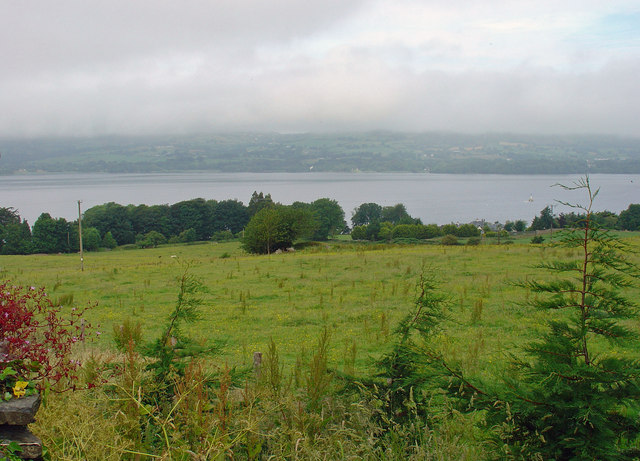 R7177 : Field near Lough Derg, Co. Tipperary