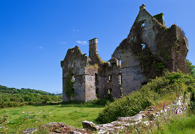 W2635 : Castles of Munster: Coppinger's Court, Cork- revisited (2) W2635 : Castles of Munster: Coppinger's Court, Cork- revisited (2)