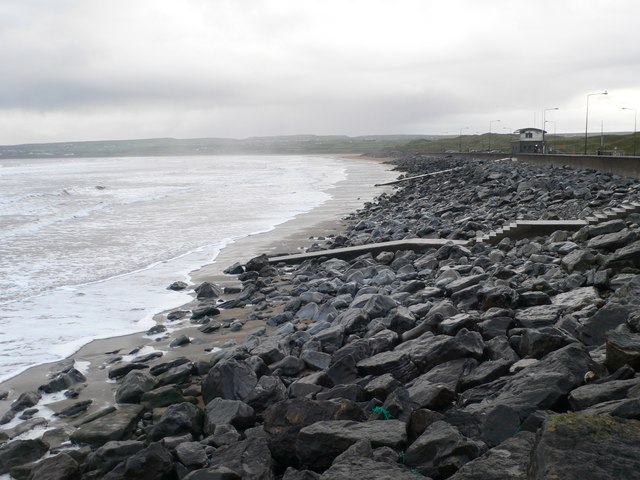 R0987 : Sea defences at Lehinch R0987 : Sea defences at Lehinch