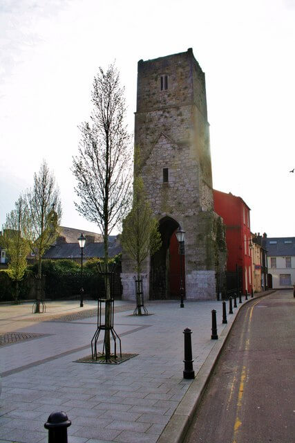 W6771 : Red Abbey Tower