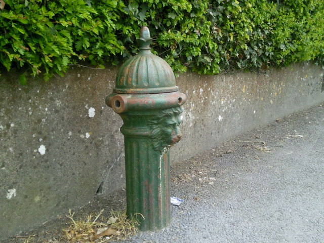 R3377 : Water pump, Ennis, Co Clare R3377 : Water pump, Ennis, Co Clare