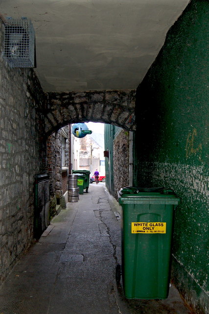 R3377 : Ennis - High Street - Alley to Parking Area R3377 : Ennis - High Street - Alley to Parking Area