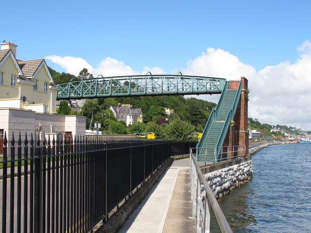 W7866 : Footbridge over railway, Cobh W7866 : Footbridge over railway, Cobh