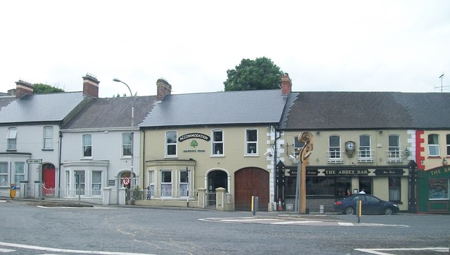 H4104 : Houses and businesses in Colman Road, Cavan H4104 : Houses and businesses in Colman Road, Cavan