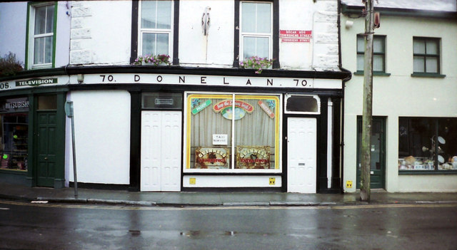 W1233 : Donelans Pub W1233 : Donelans Pub