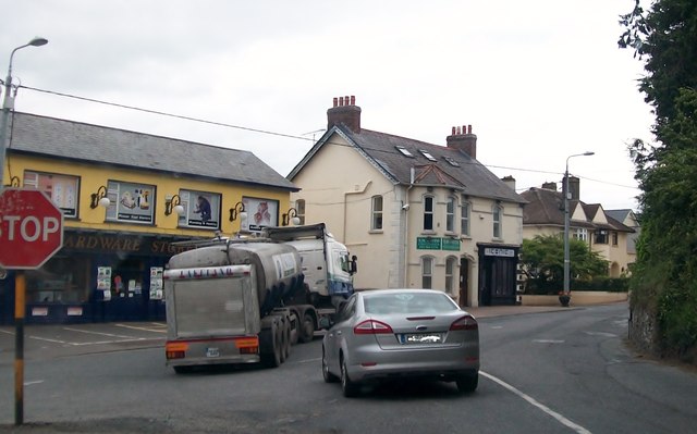 N6796 : The junction of the R191 and the Virginia Road at Bailieboro N6796 : The junction of the R191 and the Virginia Road at Bailieboro