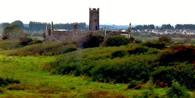 R3475 : County Clare - N85 (Southeast of Ennis) - Clare Abbey Ruins
