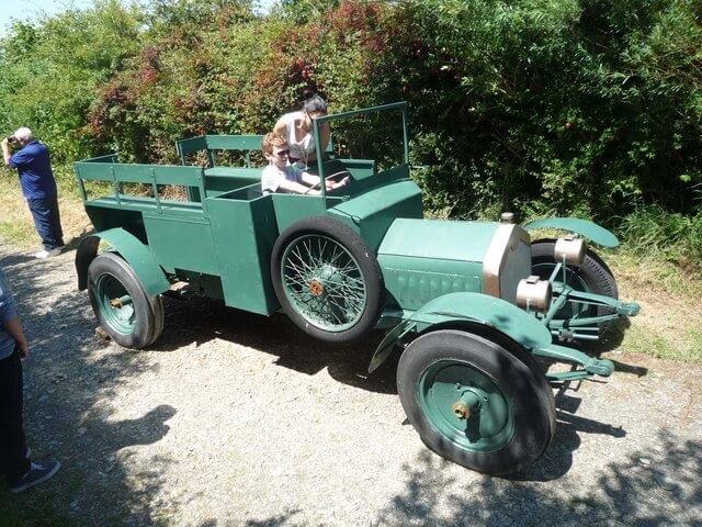 W4343 : Crossley Tender W4343 : Crossley Tender