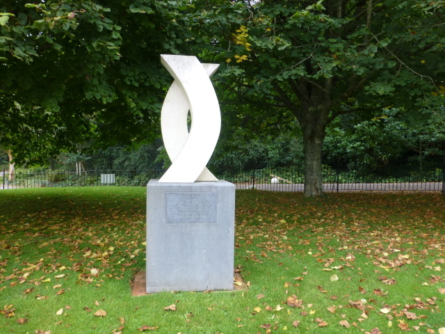 V9848 : Bantry Boats sculpture, Bantry House V9848 : Bantry Boats sculpture, Bantry House