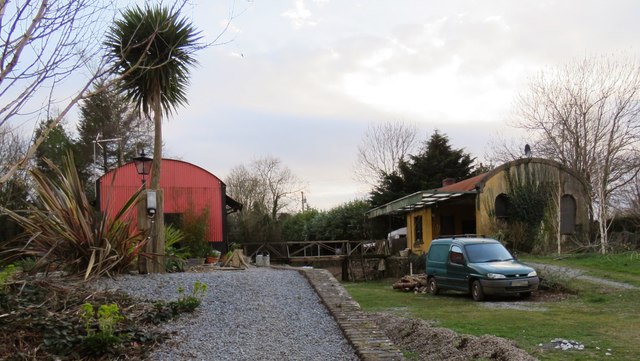 W6353 : Farrangalway station buildings