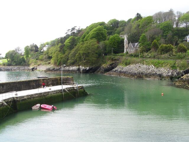 W2235 : Glandore Harbour
