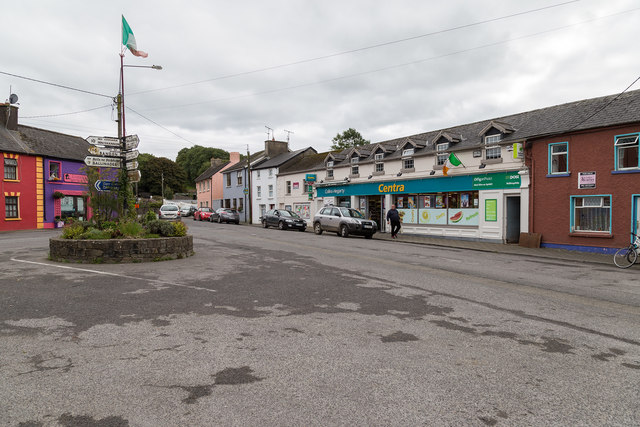 W5846 : Ballinspittle