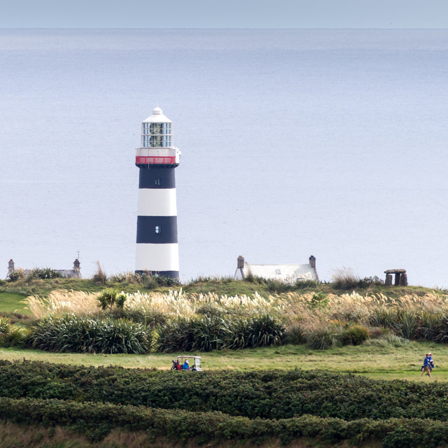 W6339 : Lighthouse, Old Head of Kinsale W6339 : Lighthouse, Old Head of Kinsale