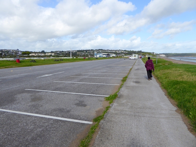 X0975 : Seaside car park out of season X0975 : Seaside car park out of season