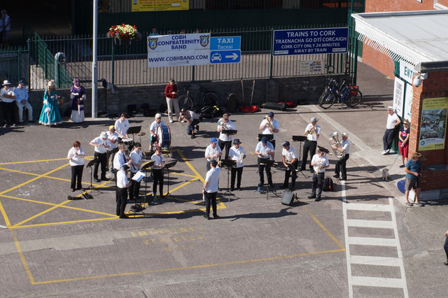 W7966 : Saying goodbye to the Marco Polo Cruise Ship