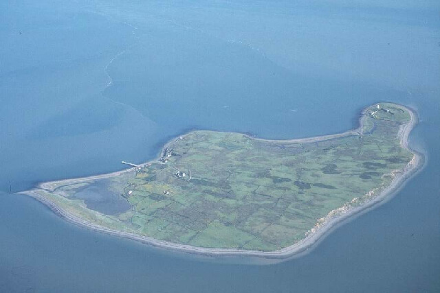 Q9752 : Scattery Island from the air