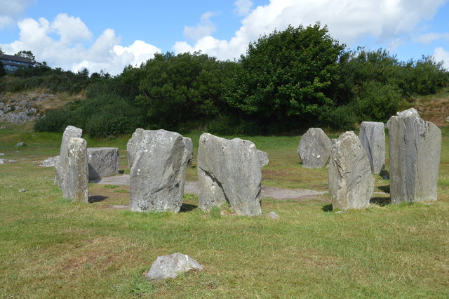 W2435 : Drombeg Stone Circle