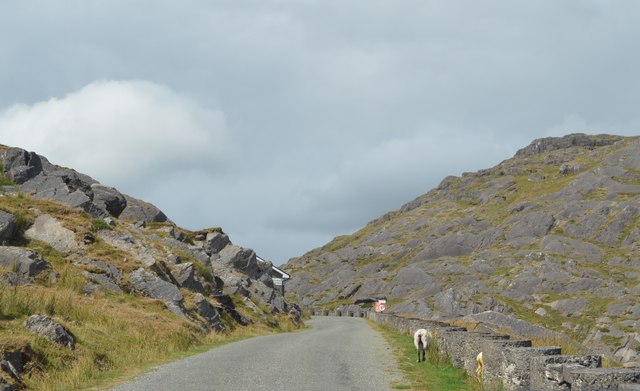 V7853 : Approaching the summit V7853 : Approaching the summit