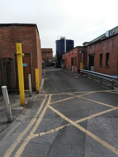 R3477 : Alley Beside Ennis Shopping Centre R3477 : Alley Beside Ennis Shopping Centre