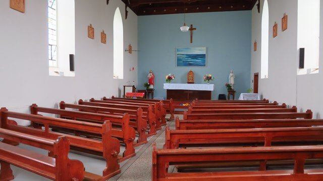 W0124 : Sherkin Island - St Mona's Church (interior) W0124 : Sherkin Island - St Mona's Church (interior)