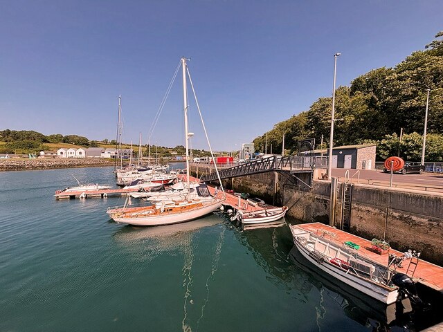V9848 : Bantry Marina V9848 : Bantry Marina